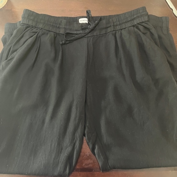 Sunday Best Aritzia Black Elastic Waistband Jogger Size Medium Comfy Flowy Relax - Picture 4 of 6